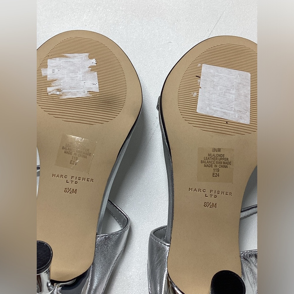 Marc Fisher Alonde ‎ Silver Leather Heeled Slide Sandal Size 8.5 - Picture 15 of 15